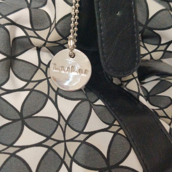 Handbag - Picture 2 of 5